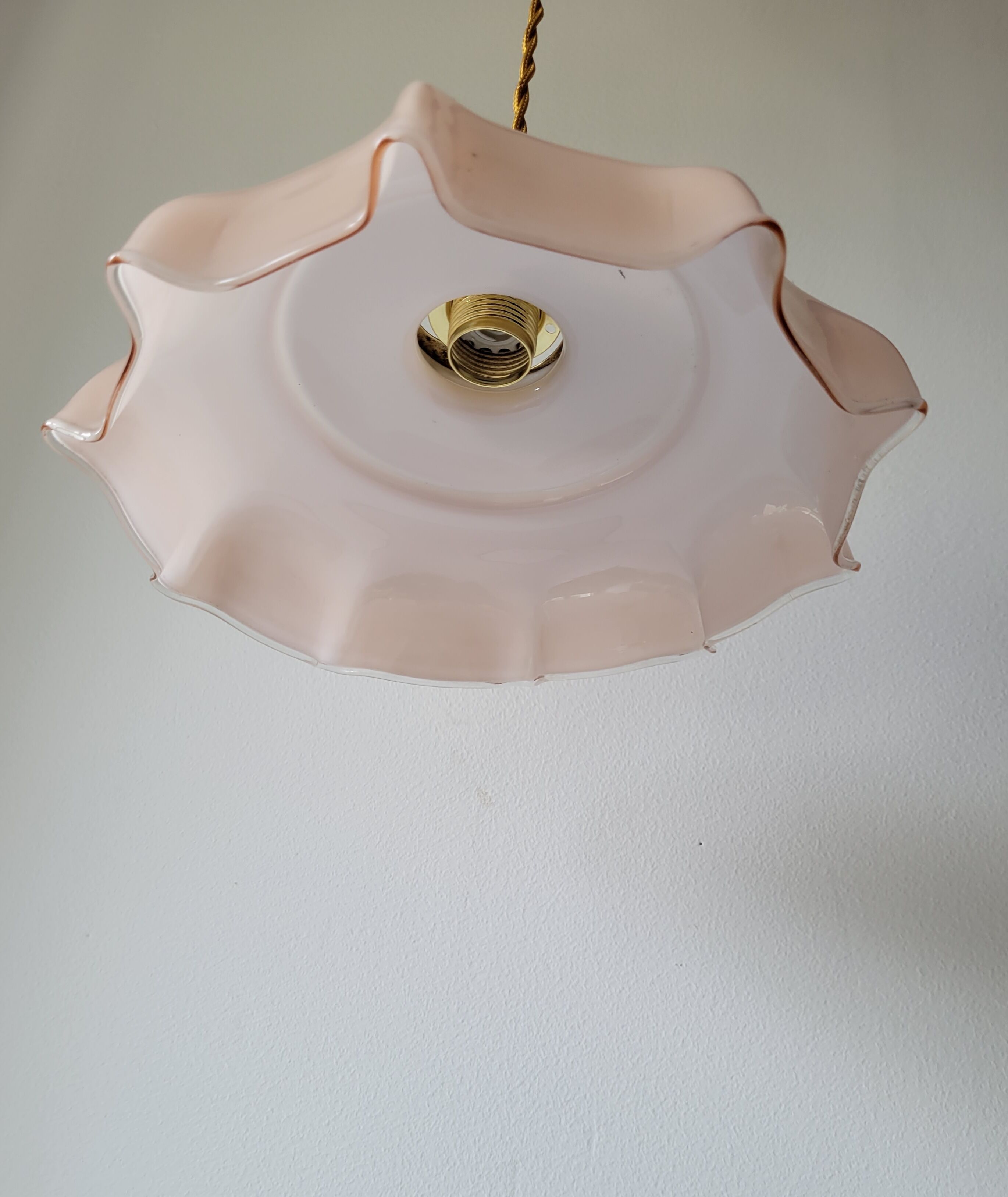Suspension en opaline rose