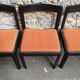 Chaises design graphique brutaliste 1970