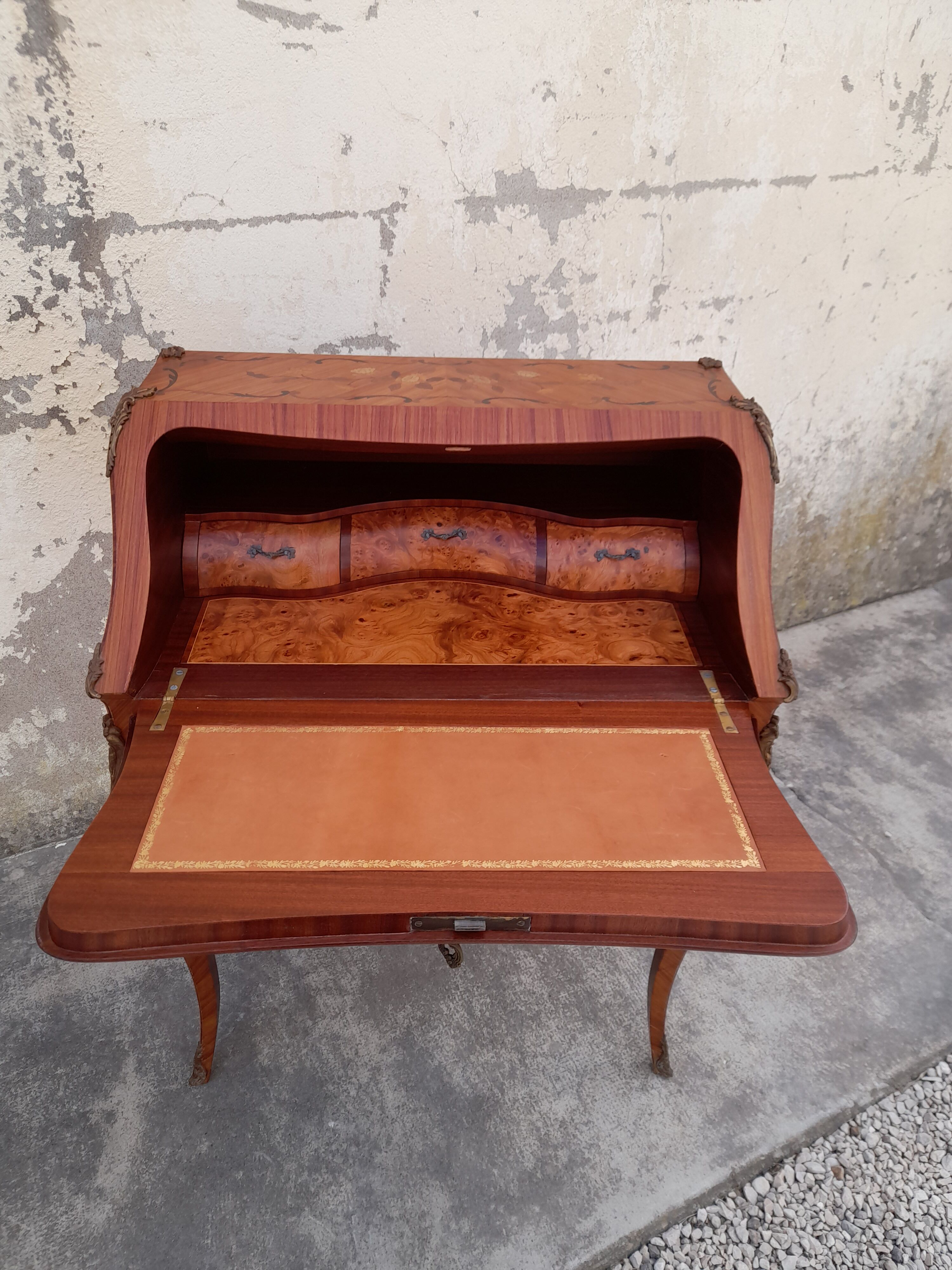 Writing desk back to donkey style Louis XV in rosewood