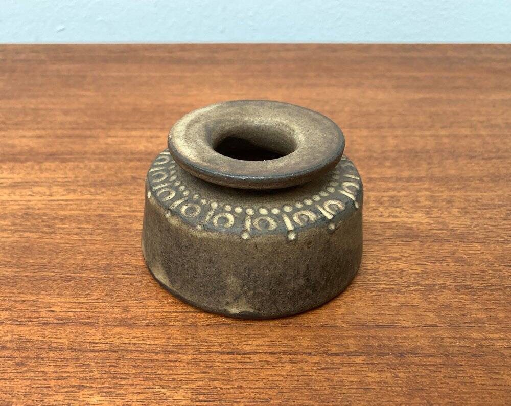 Brutalist mid-century studio pottery vase by Johannes Lessmann for Keramische Werkstatt Margaretenhöhe, Essen.