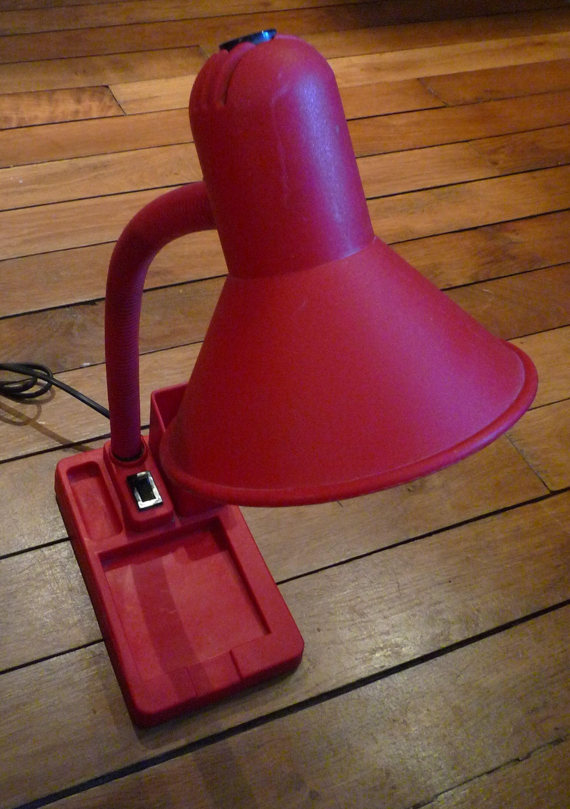 Lampe du bureau porte crayons rouge IMQ vintage italien 80s