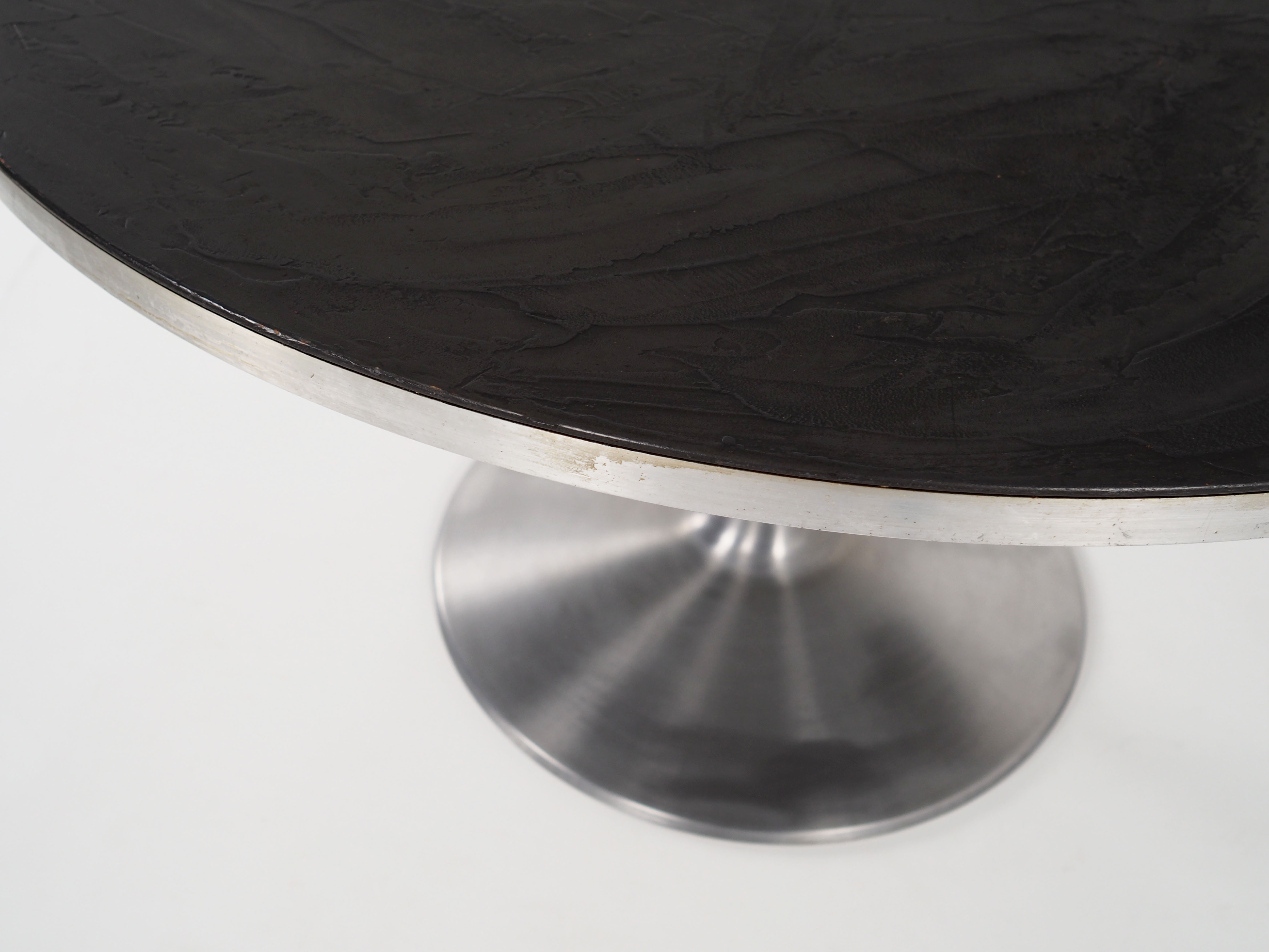 Round table,Designed by Poul Cadovius for Cado, 80s design