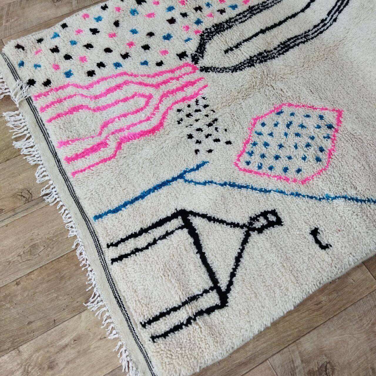 Handmade wool Berber rug 284 x 125 cm