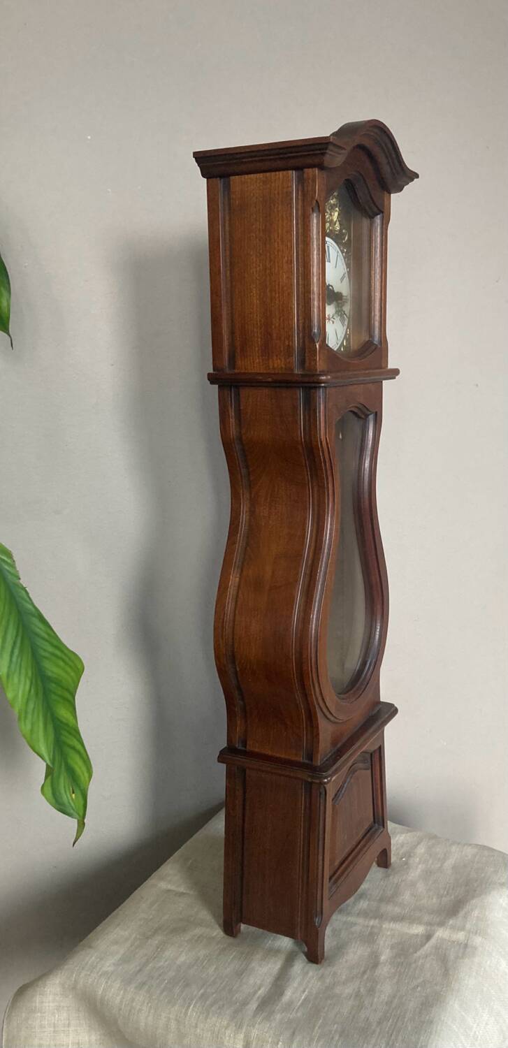 Comtoise violin case in solid wood 1980s (melody + ringtone)