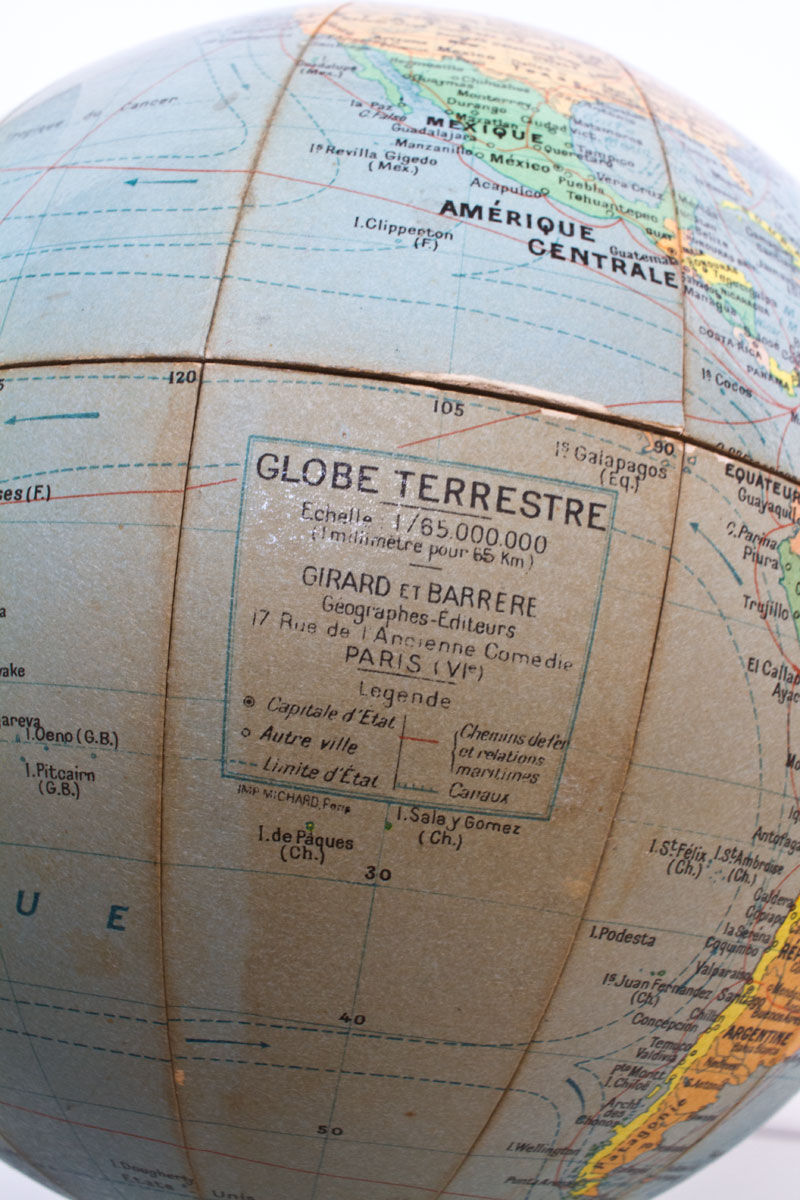 Globe Terrestrial Girard and Barrère