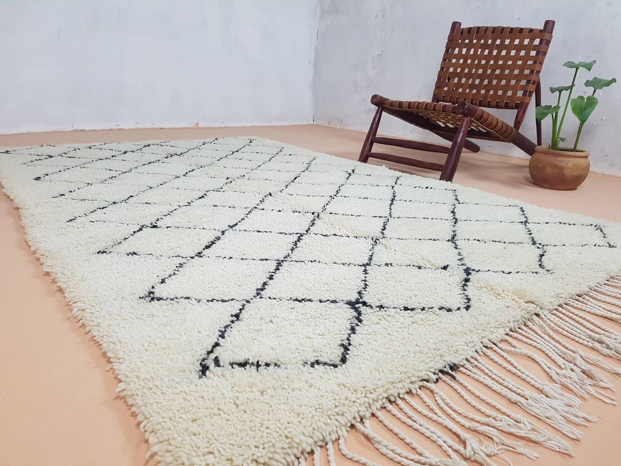 Beni Ouarain rug, 260 x 155 cm || 8.53 x 5.09 feet, MS-104