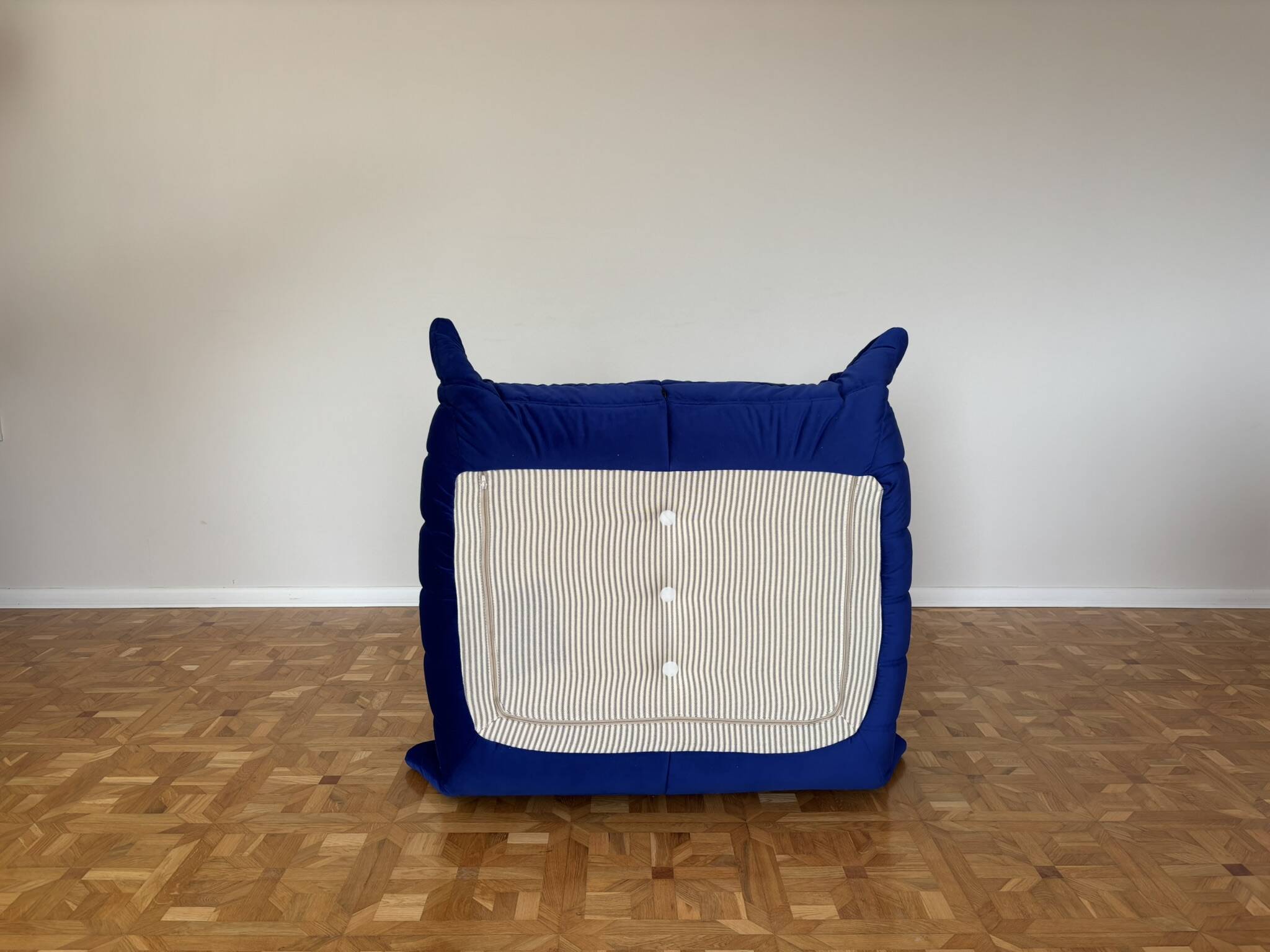 Canapé d'angle Togo avec pouf par Michel Ducaroy pour Ligne Roset
