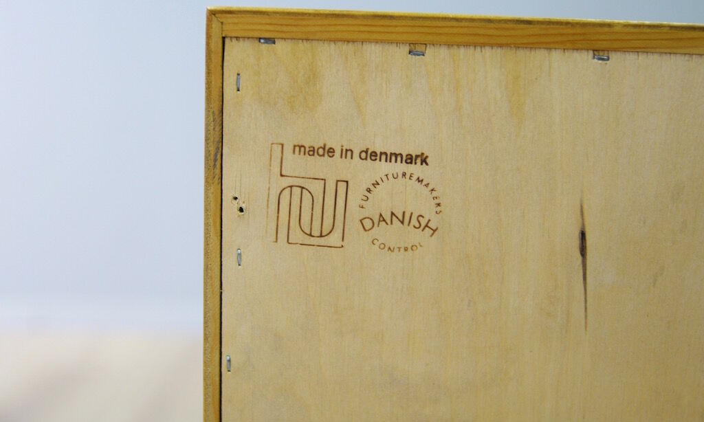 Dresser Carlo Jensen