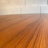 Scandinavian round table