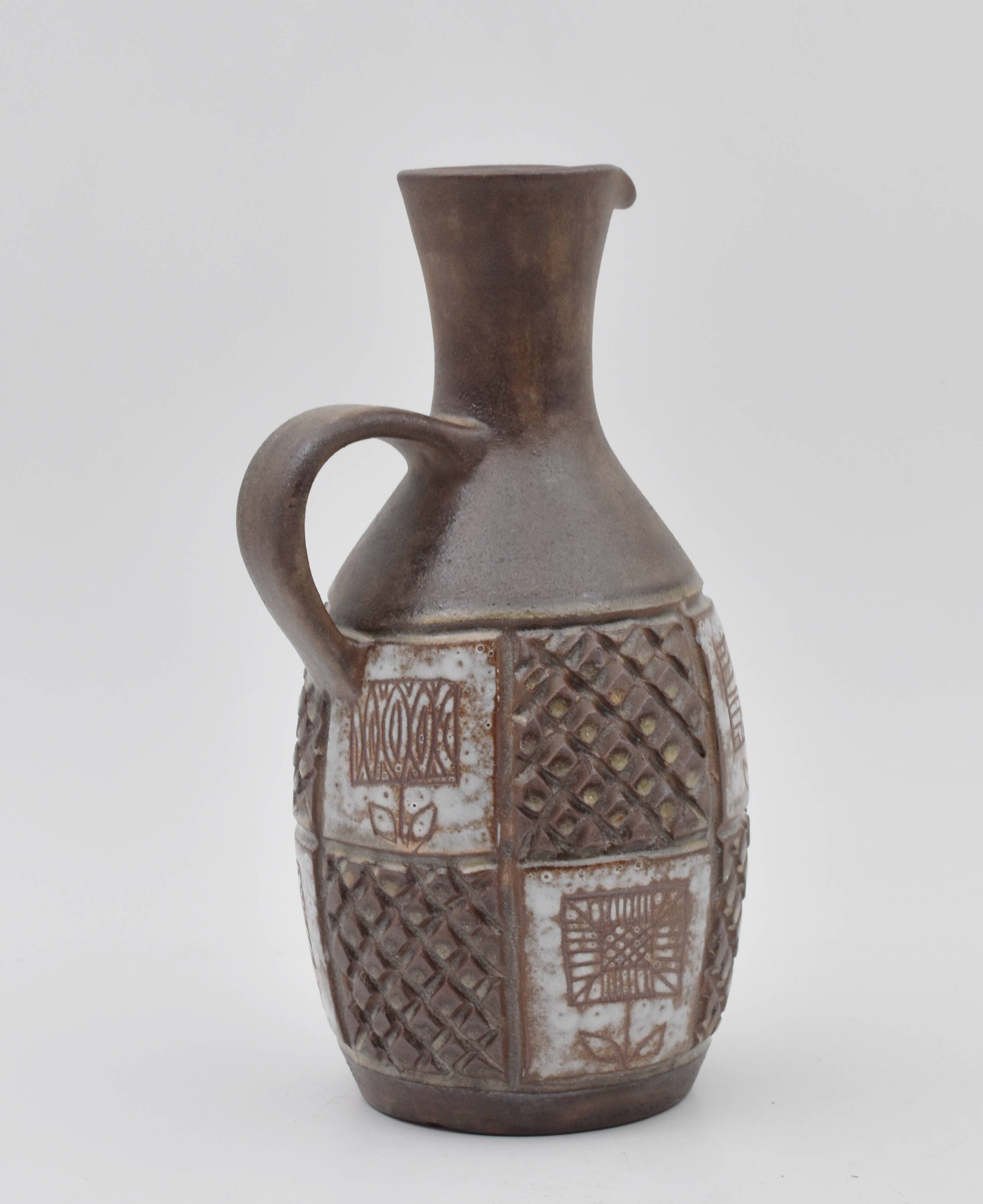 Pitcher Alexandre Kostanda Vallauris