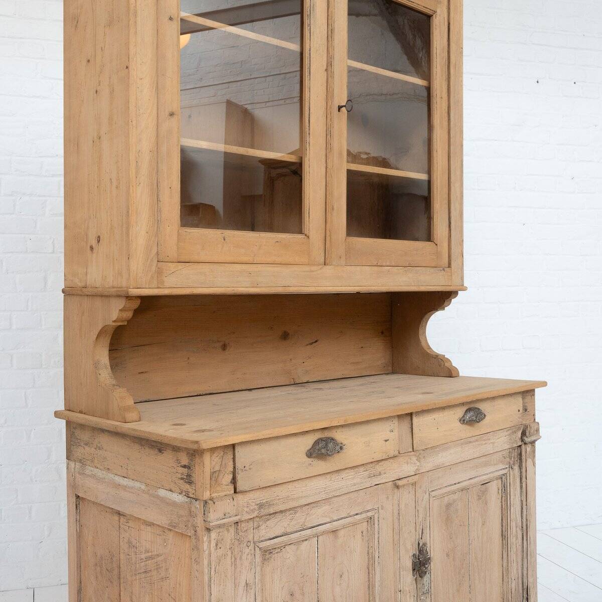 Vintage Cupboard in Elm and Fir, 1930