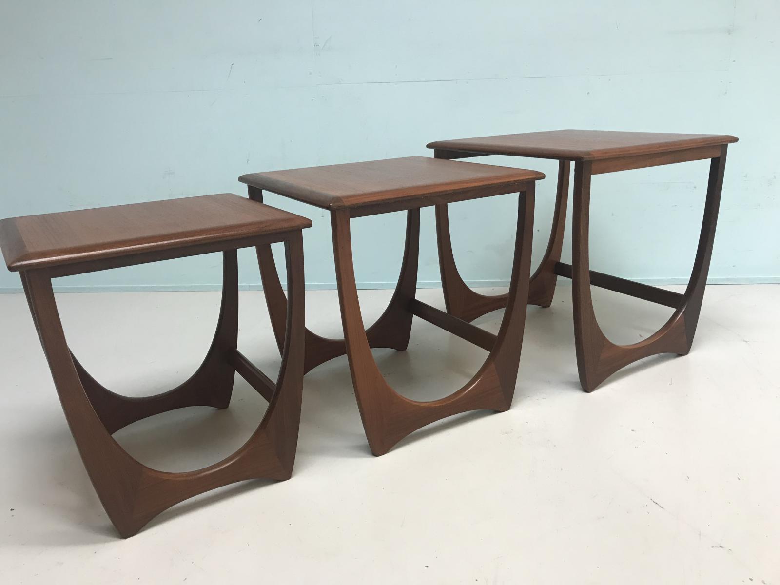Table gigogne Mid Century en teck de G Plan