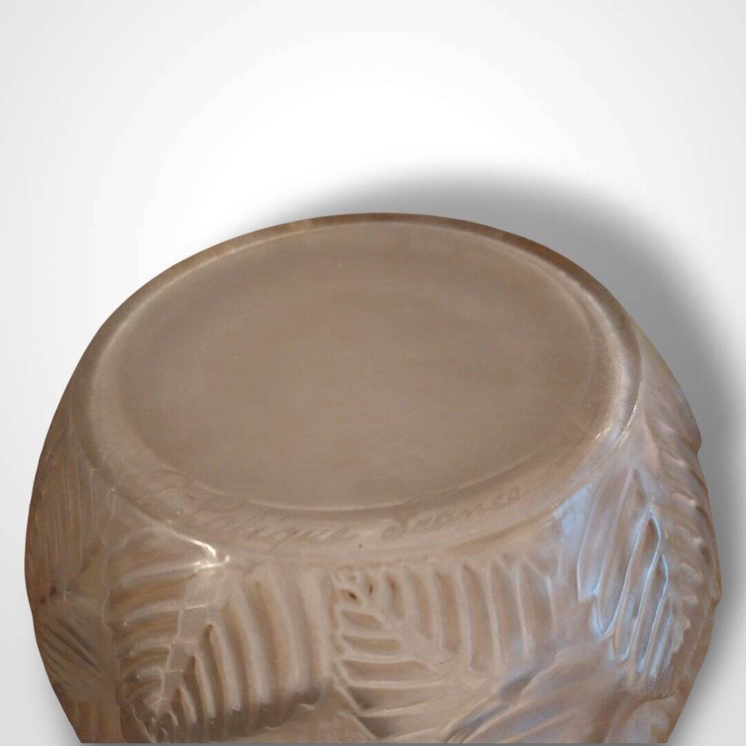 René Lalique (1860-1945), vase model Ormeaux, 20th century