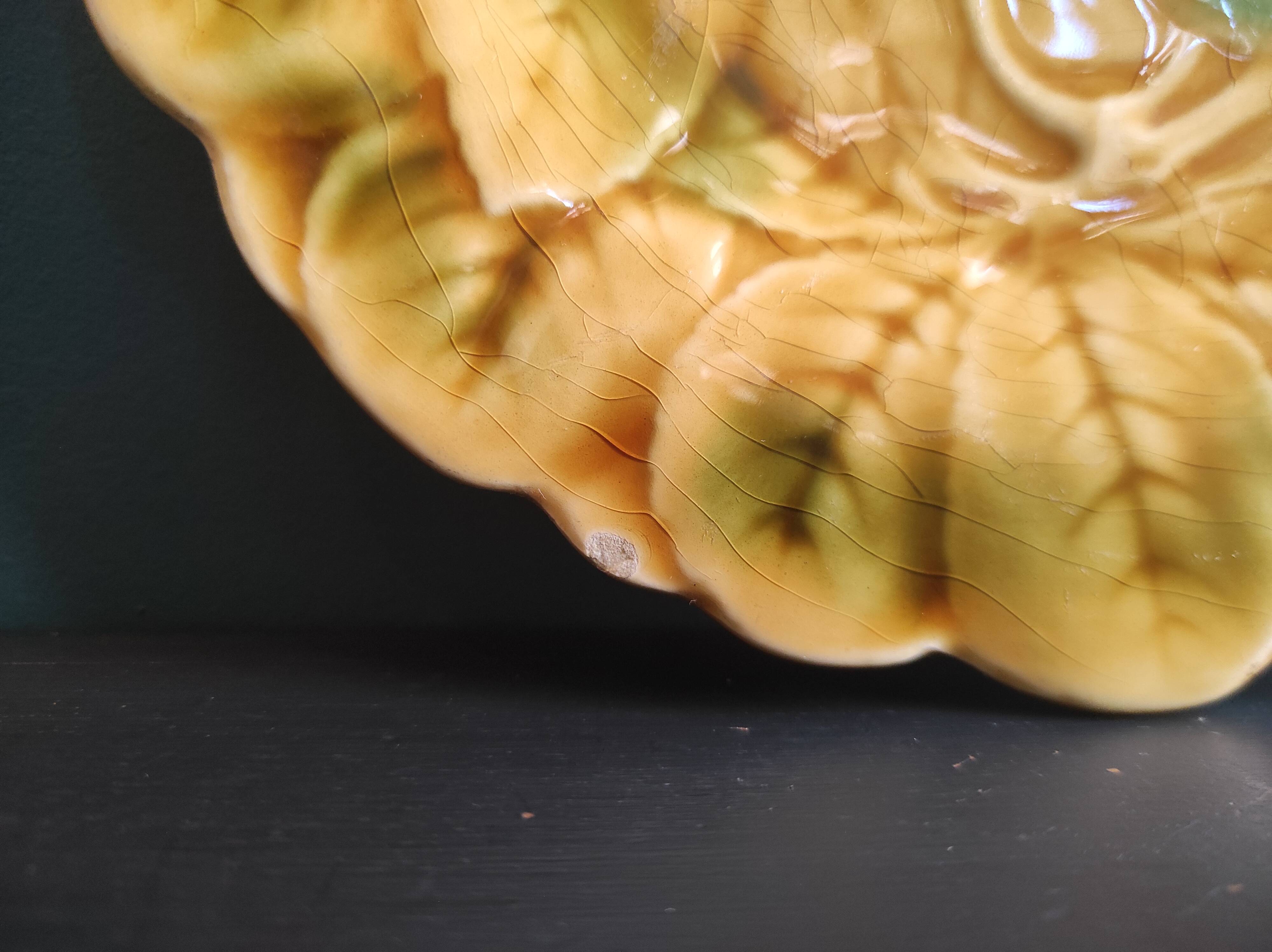 French vintage Majolica plate decorated with apples, in barbotine of Sarreguemines