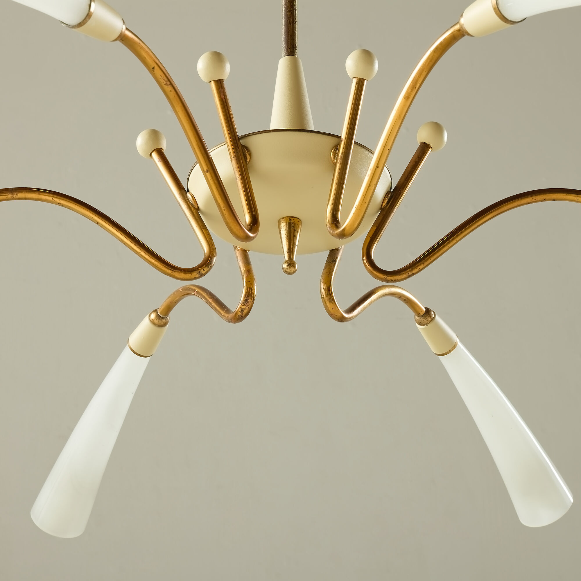 Italian mid century spider chandelier in brass and Murano glass, 1950s