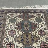 Handmade Iranian wool rug - 1.90m x 1.25m