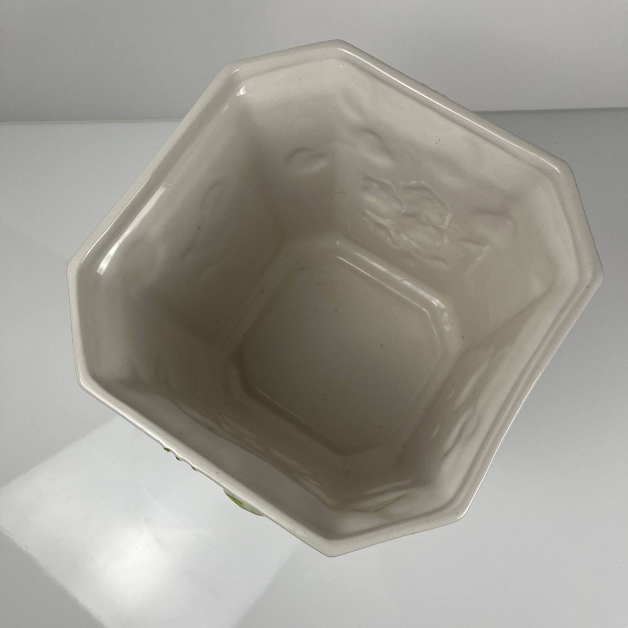 Cache-pot en barbotine, Martan, Portugal 1960-80