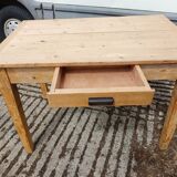 Raw desk table