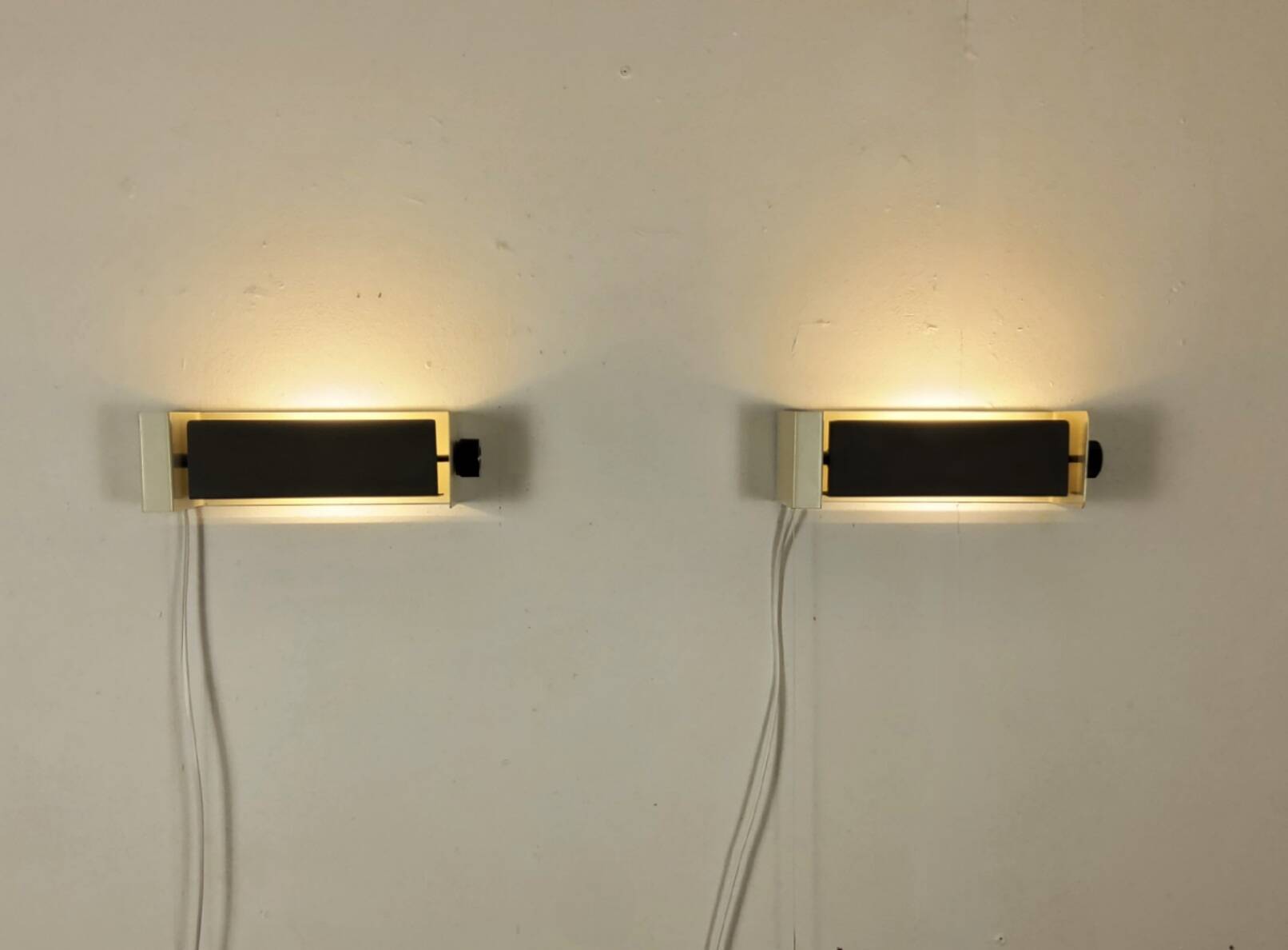 Hiemstra Evolux bedside lamps Holland