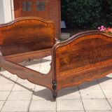 Bed in solid walnut and very old walnut burl
