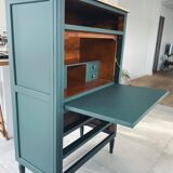 Green office secretary