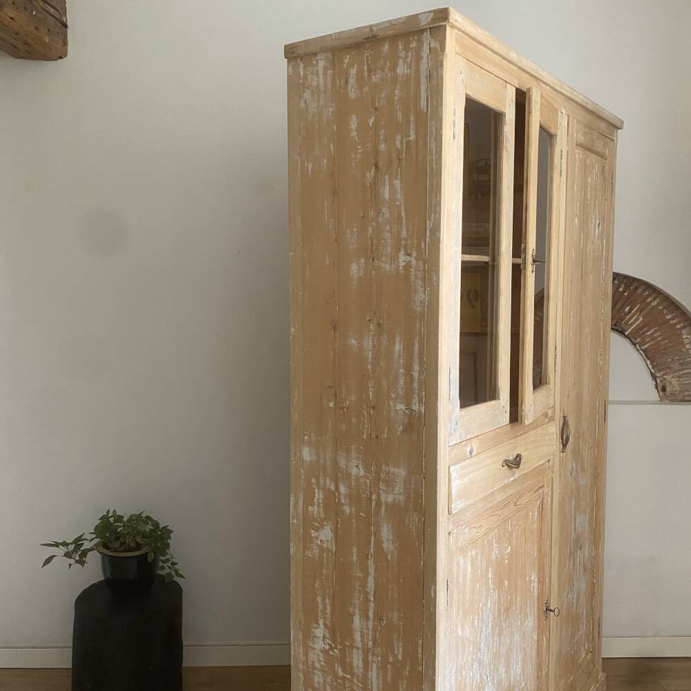 Display cabinet