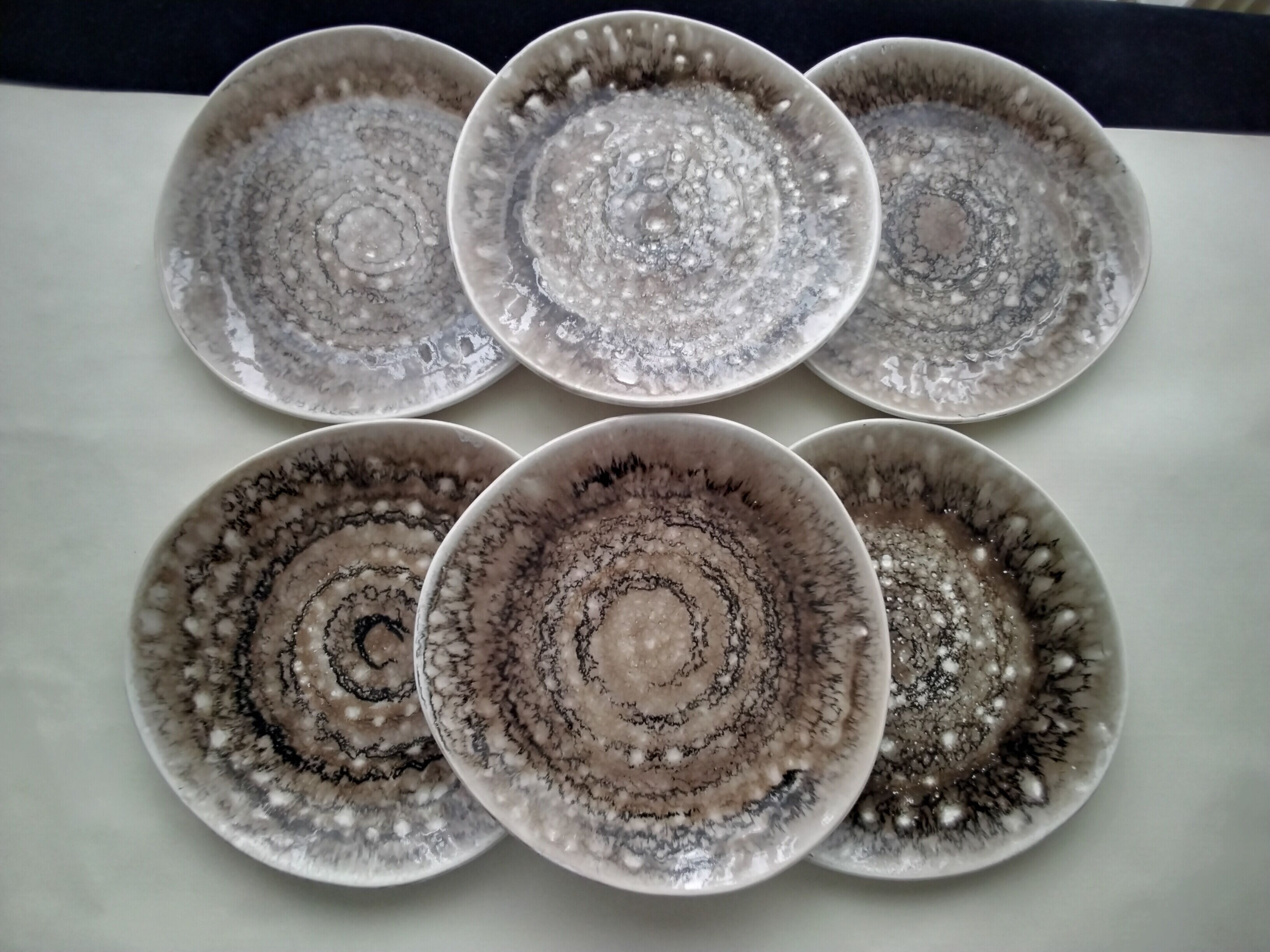 6 flat ceramic plates from Niderviller Foam model