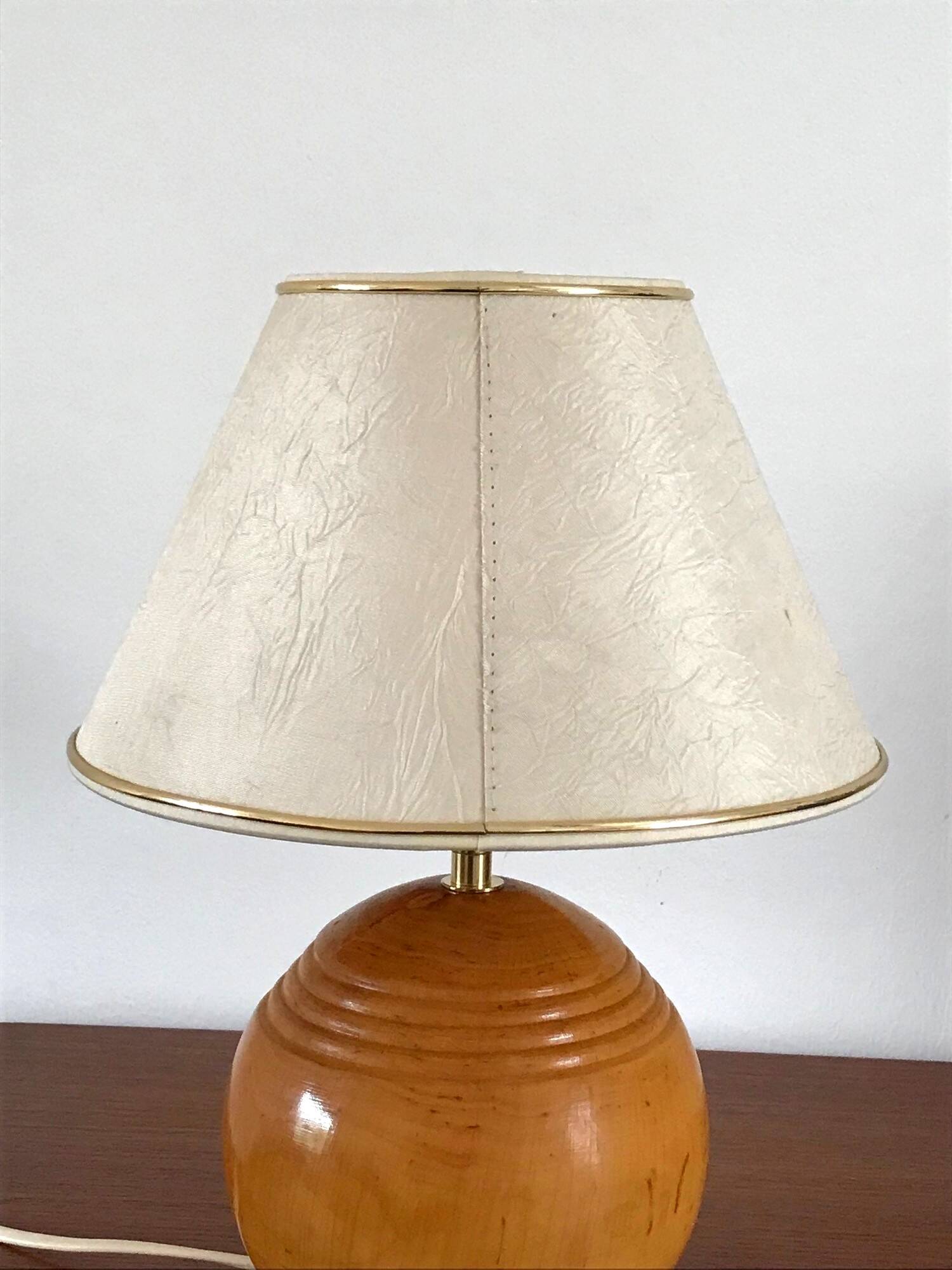 Solid elm lamp Italy 70s vintage