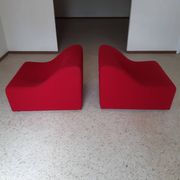 Pair of chromatic swivel armchairs by Kwok Hoi Chan, Steiner
