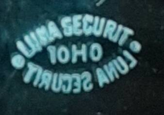 Glass display case (or counter). (1950s/60s)