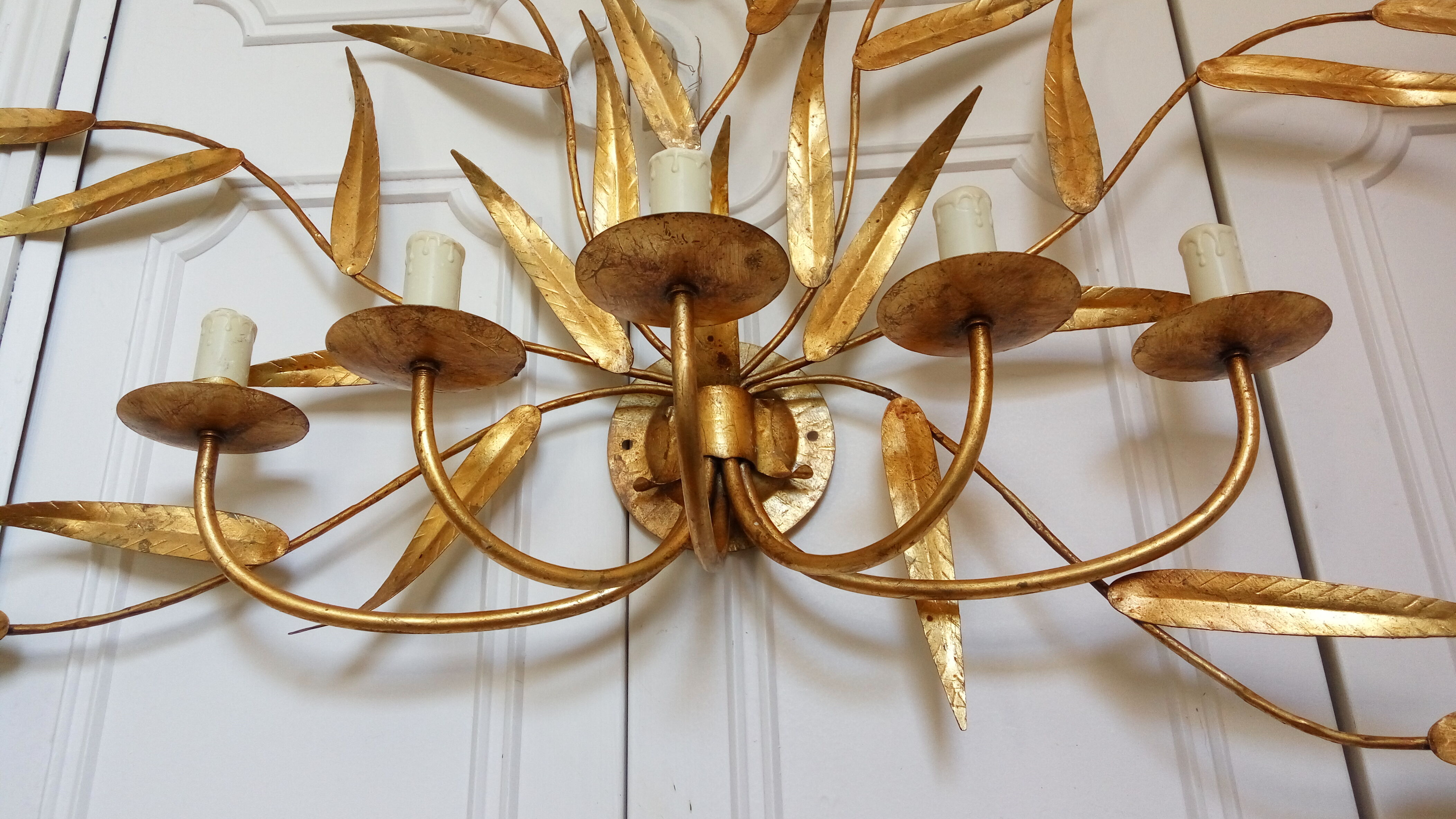 Bamboo leaves wall light