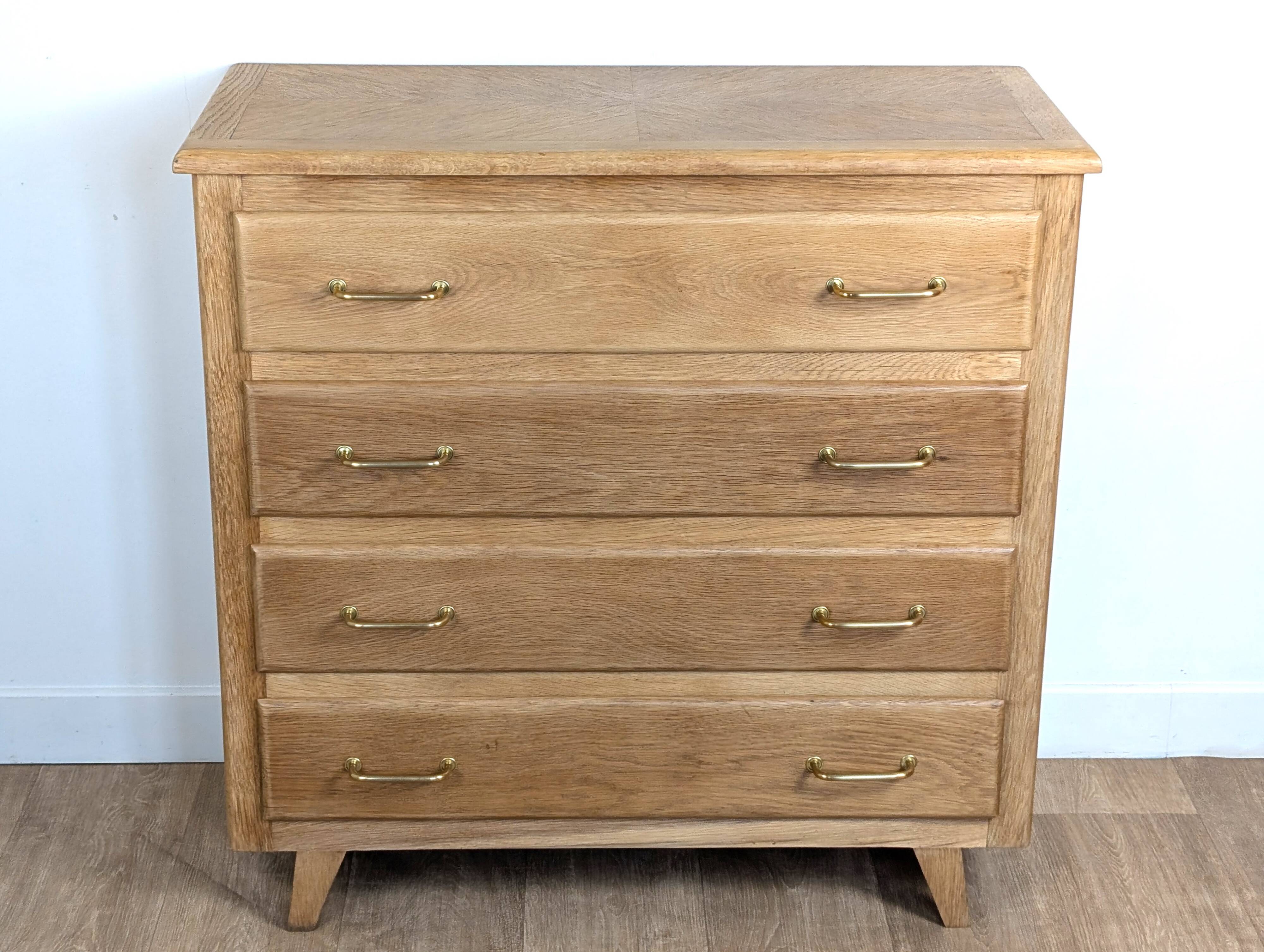 Commode en chêne vintage