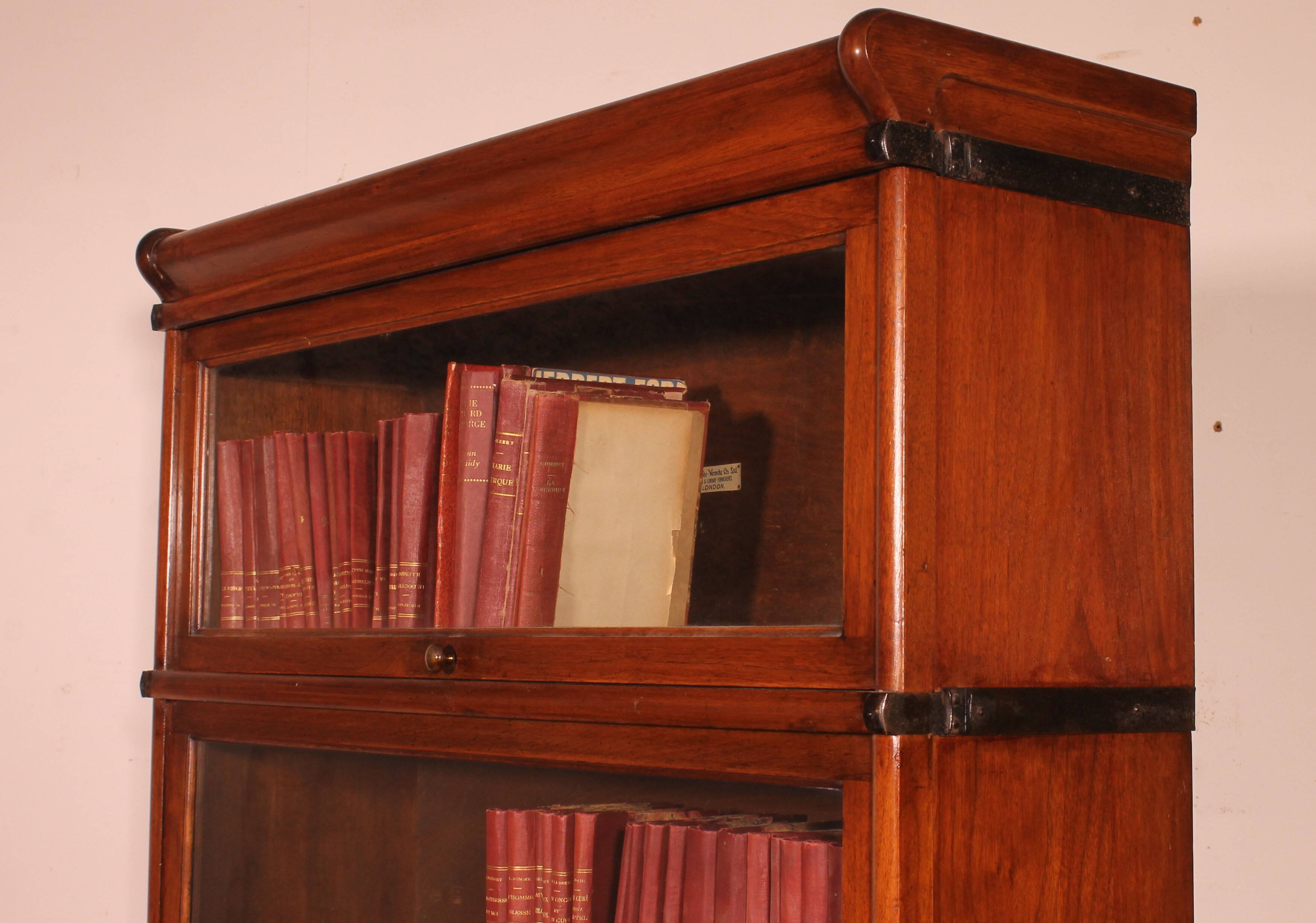 Globe Wernicke 5-Piece Mahogany Bookcase
