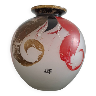 Large Art Deco ball vase signed Joma in white glass with cold-enameled and gold-plated plant decoration
