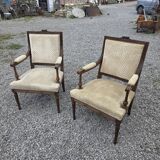 Paire de fauteuils style Louis XVI