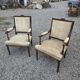 Paire de fauteuils style Louis XVI