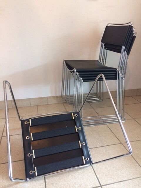 Lot of 6 design black leather and chrome chairs