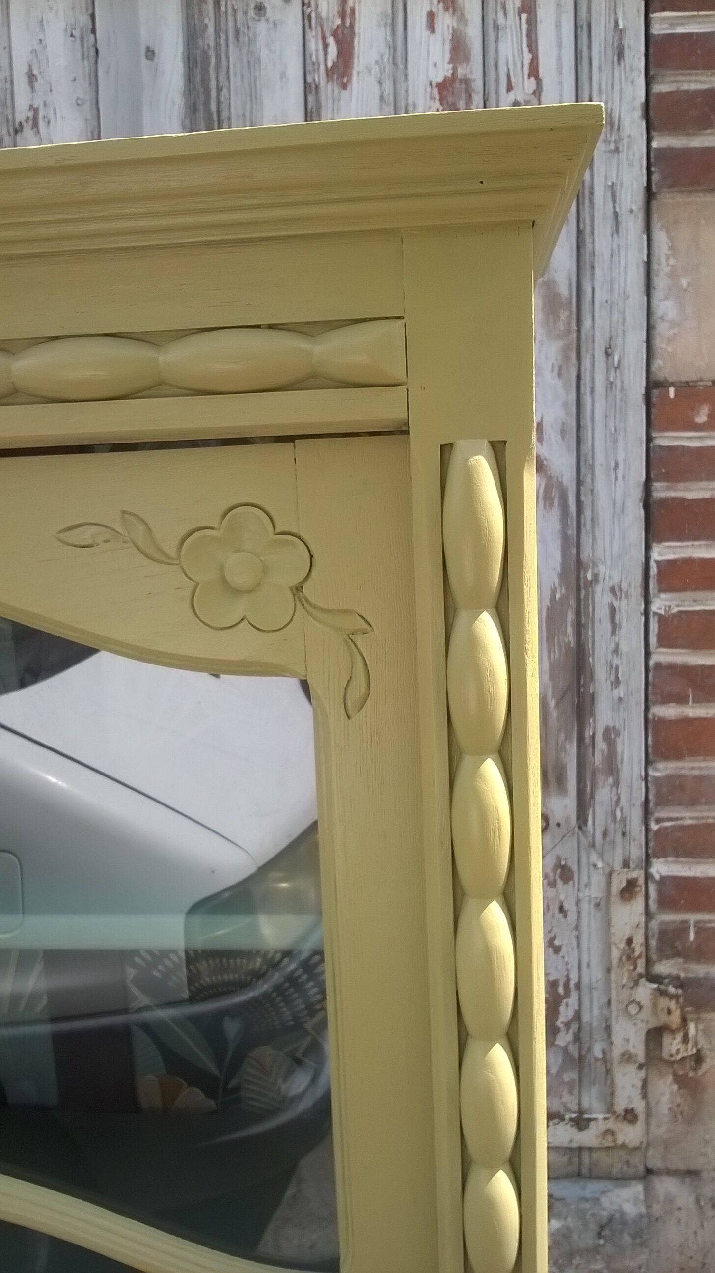 Parisian showcase cabinet 1930