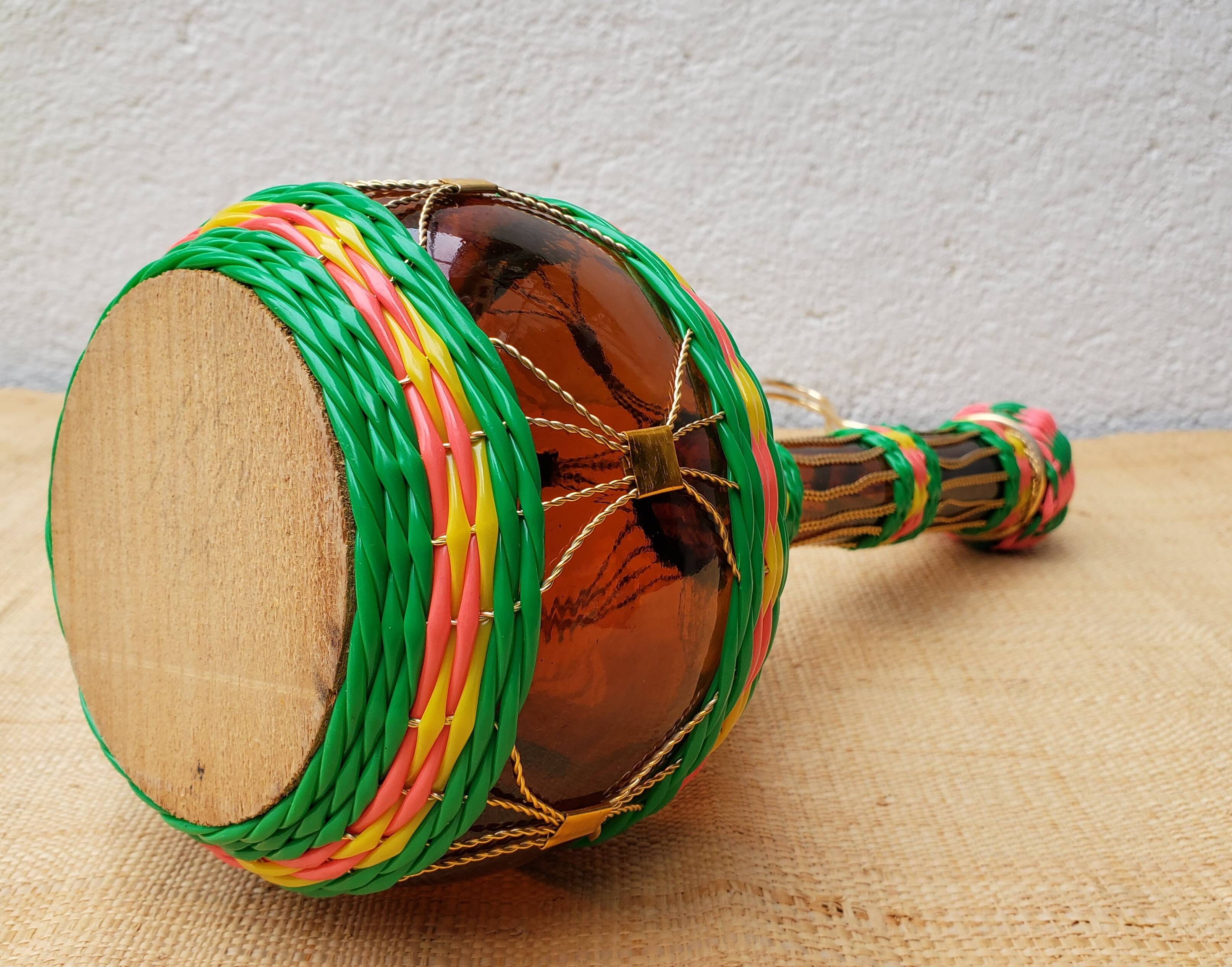 Scoubidou bottle