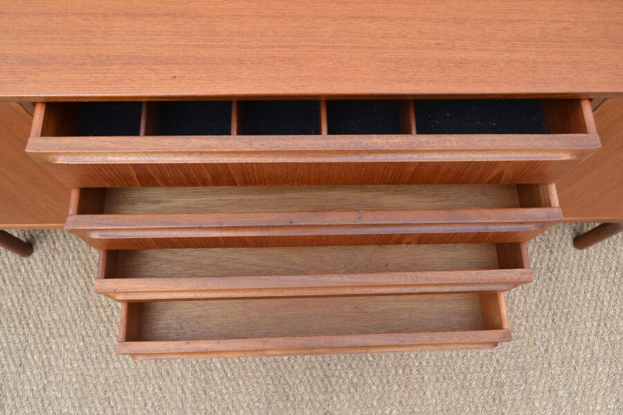 Enfilade par McIntosh * 213cm