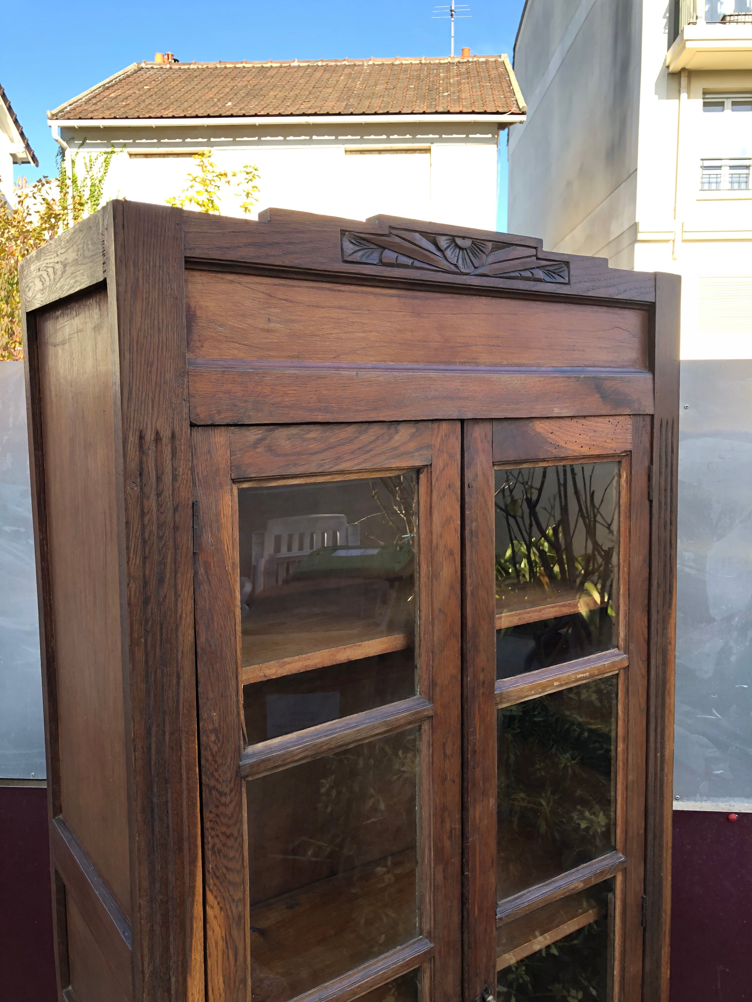 Armoire parisienne