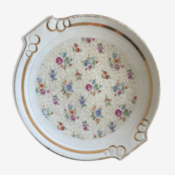 Plat en porcelaine