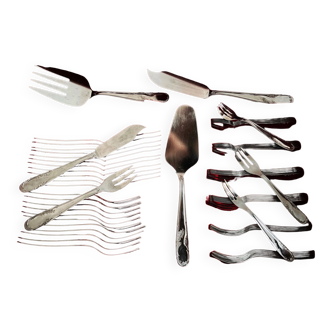 Complete Ascinox 124-piece 2-drawer cutlery set