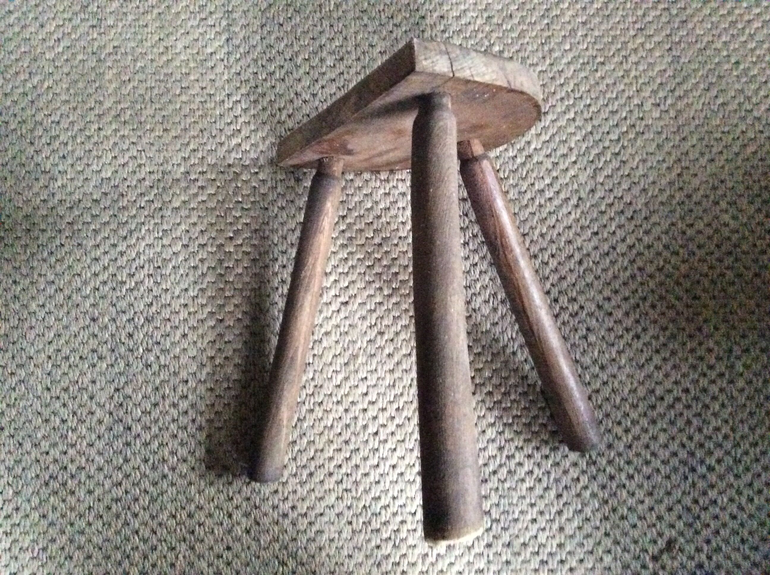 Tripod stool