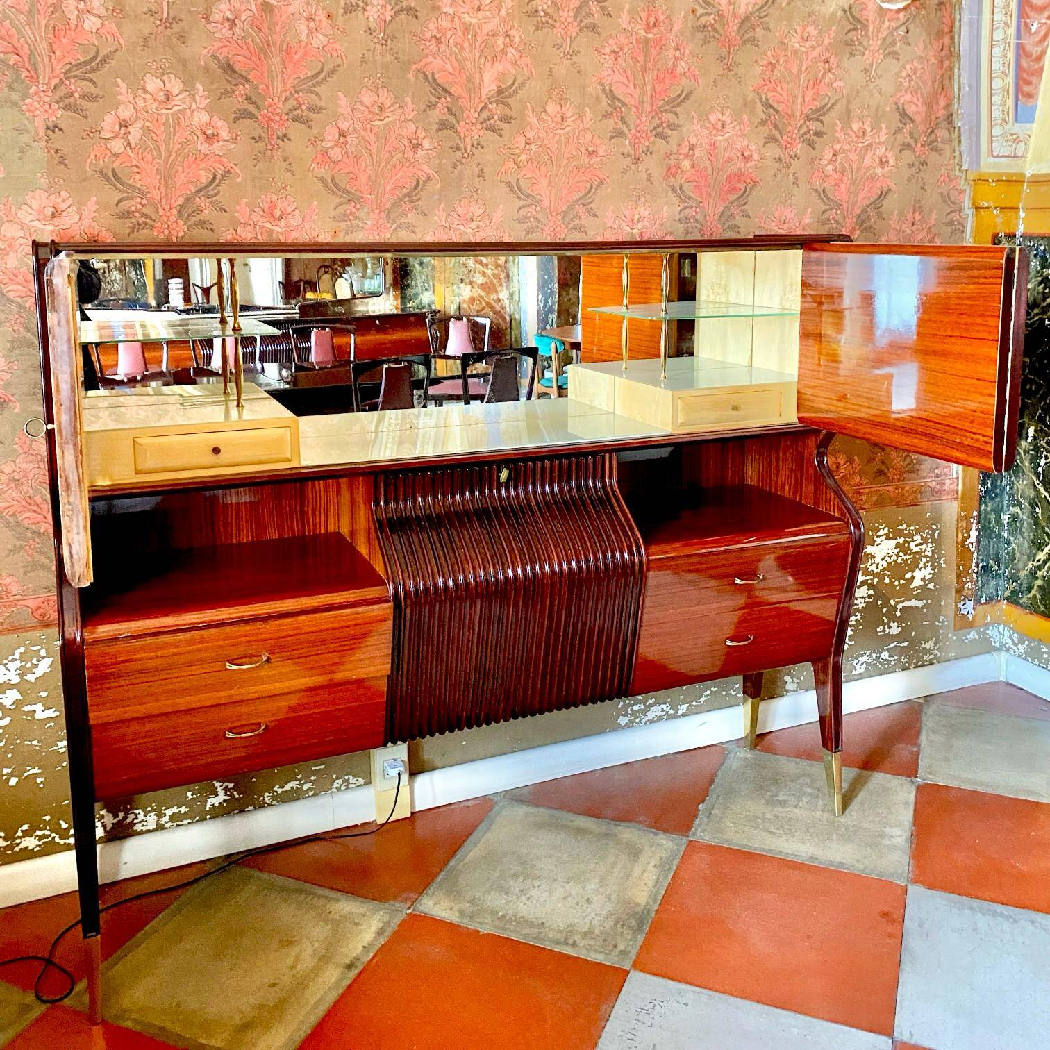 Mid-Century Modern Italian Sideboard with Bar Cabinet 1950s