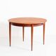 Table ronde/ovale de style scandinave av rallonge. Bois de teck. France, 60