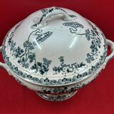 Soup tureen or vegetable dish Modern Style by Hamage Saint Amand