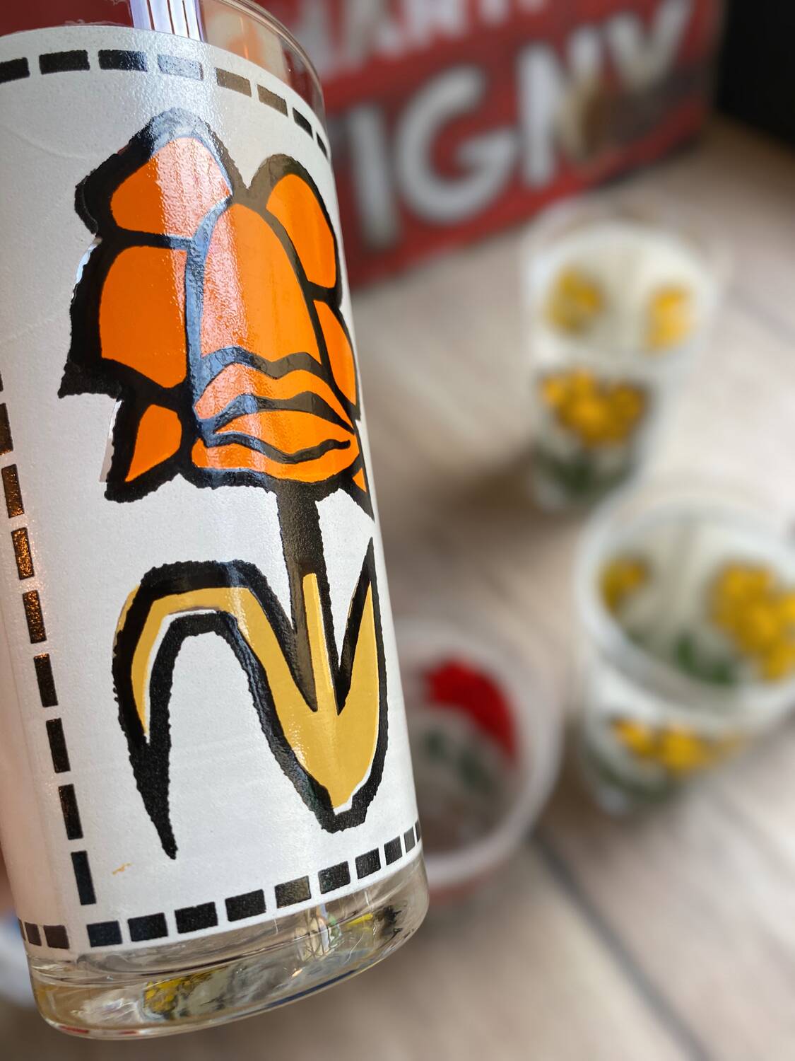 Set of 7 vintage enameled and screen-printed glasses 60/70