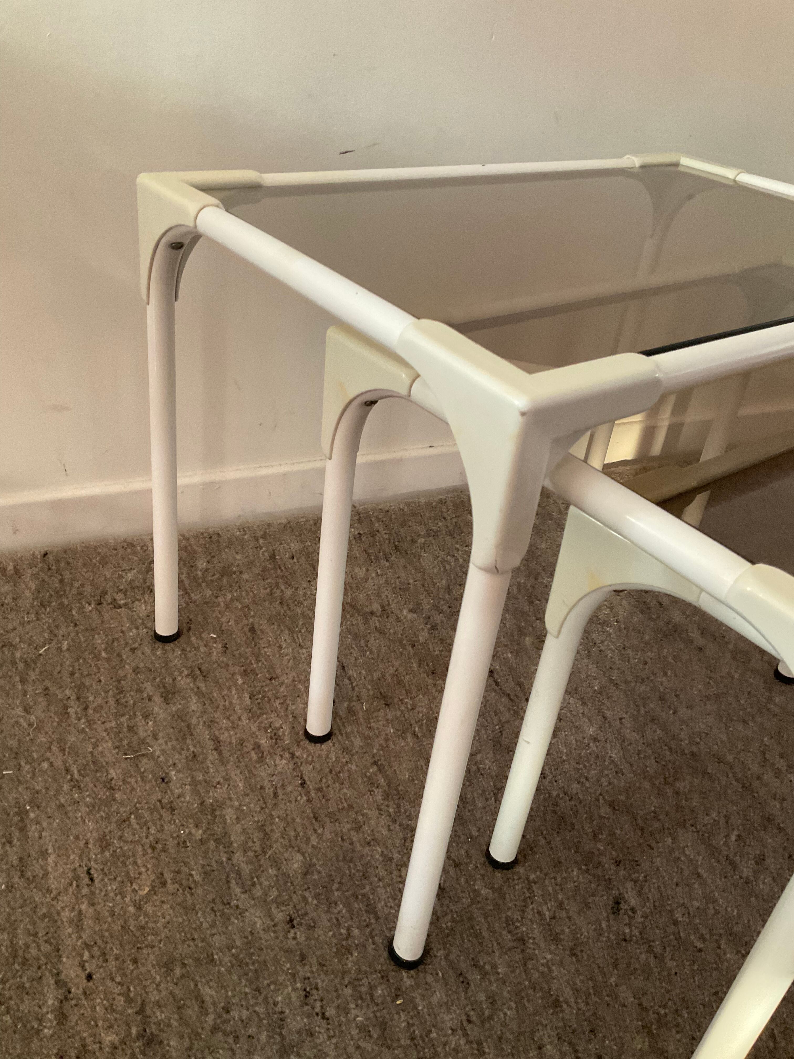 Series of 3 nesting tables from the 70s-80s