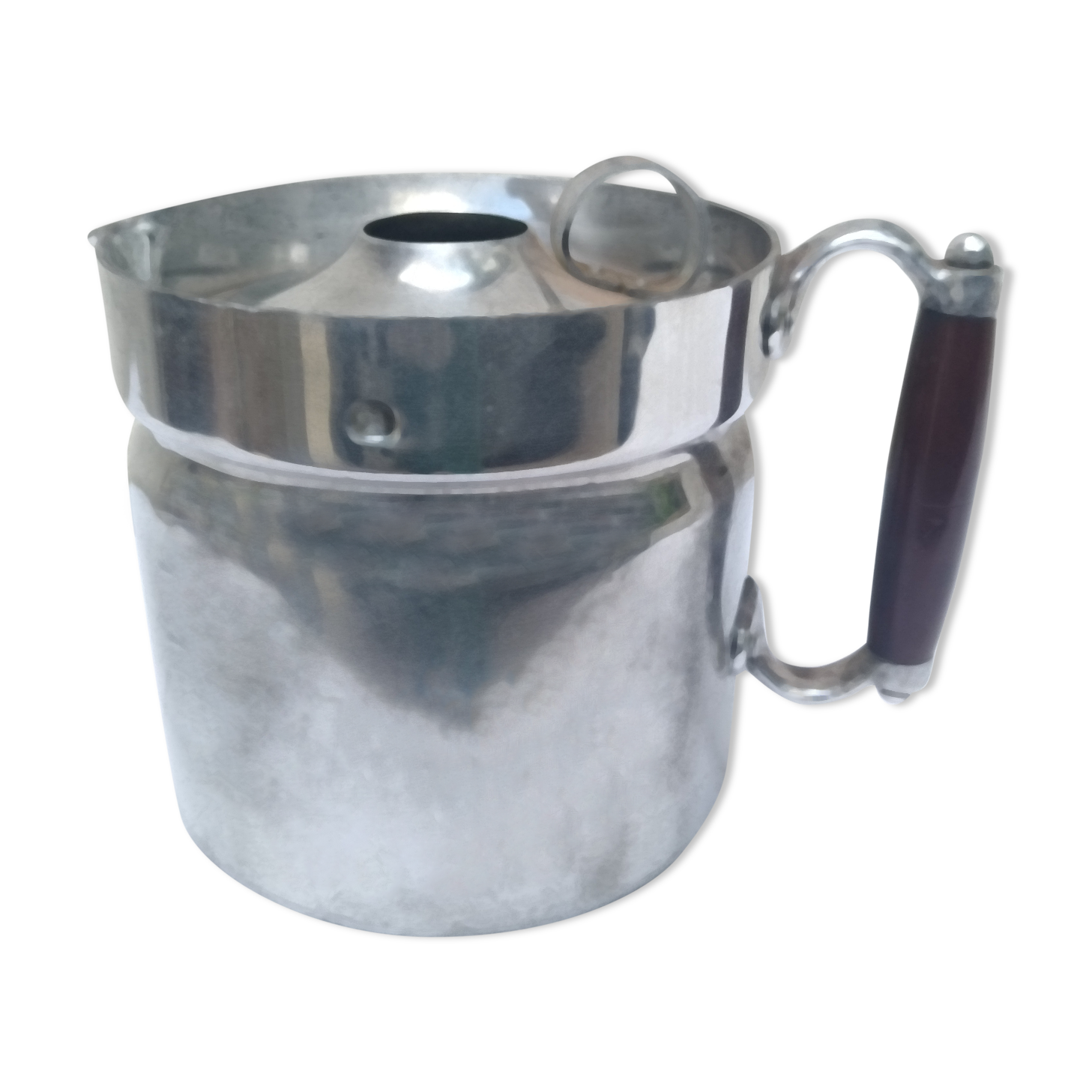 Milk pot